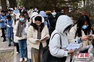 韩媒：韩国队备受中国球迷欢迎 今日在酒店内开始抵达中国后首练